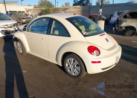 2008 Volkswagen New Beetle S/Se z USA, uszkodzony, nr VIN 3VWRG31C28M501202
